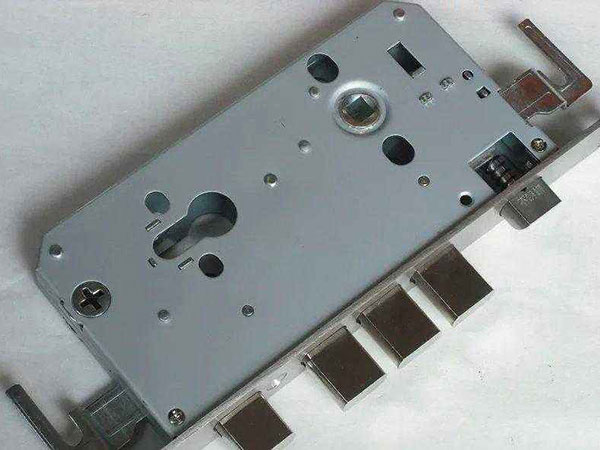 扬州24小时上门开锁公司